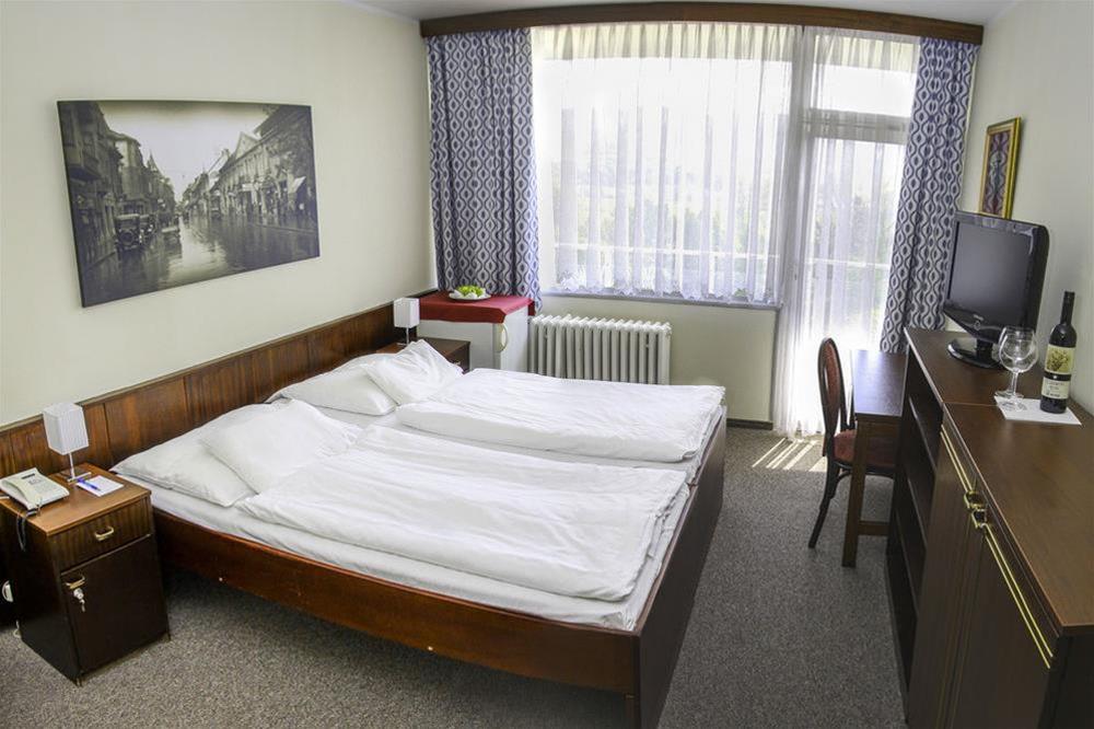 Ensana Splendid Hotel Piest'any Luaran gambar